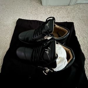 Guiseppe Zanotti Sneakers